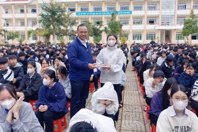 CÔNG TÁC TUYÊN TRUYỀN,  PHÒNG CHỐNG MẠI DÂM TRÊN KHÔNG GIAN MẠNG TẠI TRƯỜNG THPT HAI BÀ TRƯNG